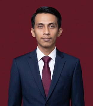 Ujang Syarif, S.T